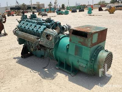 800 kVA Skid-Mounted - 发电机组:图3 800 kVA Skid-Mounted - 发电机组:图3