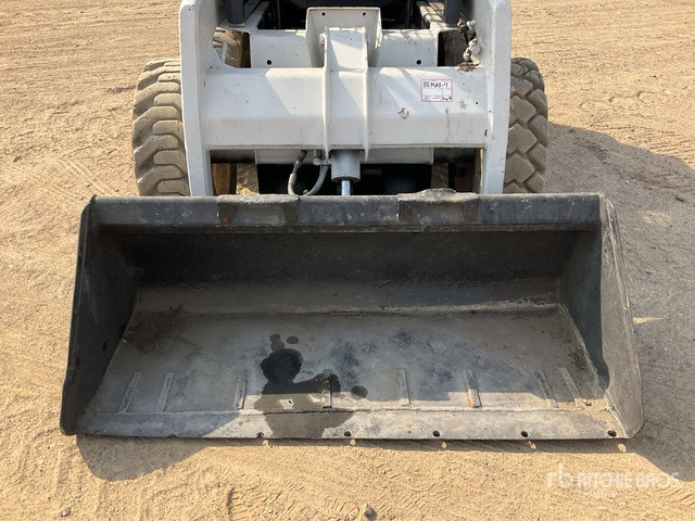 Bobcat S130 Skid Steer Loader - 滑移装载机:图5 Bobcat S130 Skid Steer Loader - 滑移装载机:图5