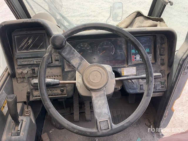 Kato KR-25 Rough Terrain Crane - 越野起重机:图5 Kato KR-25 Rough Terrain Crane - 越野起重机:图5