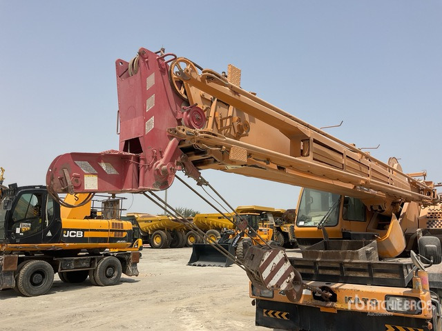 Kato KR-25H Rough Terrain Crane - 越野起重机:图3 Kato KR-25H Rough Terrain Crane - 越野起重机:图3