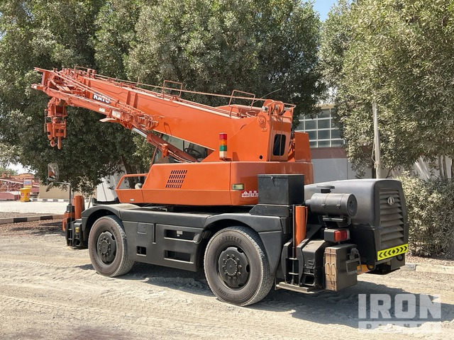 Kato KR10H Rough Terrain Crane - 越野起重机:图4 Kato KR10H Rough Terrain Crane - 越野起重机:图4