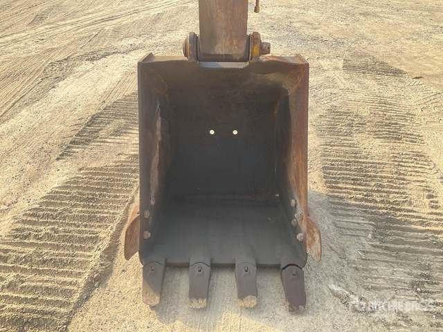 履带式挖掘机 Komatsu PC138US-2E0：图6