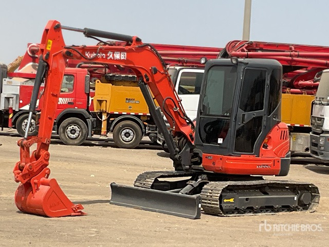 Kubota KX155-3SZ - 小型挖掘机:图2 Kubota KX155-3SZ - 小型挖掘机:图2
