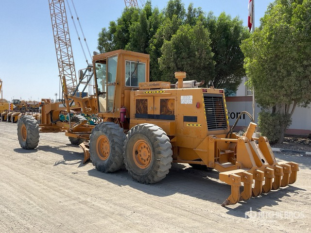 Mitsubishi MG730 Motor Grader - 甩刀式割草机/ 表土疏松机:图4 Mitsubishi MG730 Motor Grader - 甩刀式割草机/ 表土疏松机:图4