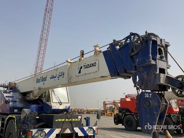 Tadano TR300EX - 越野起重机:图5 Tadano TR300EX - 越野起重机:图5