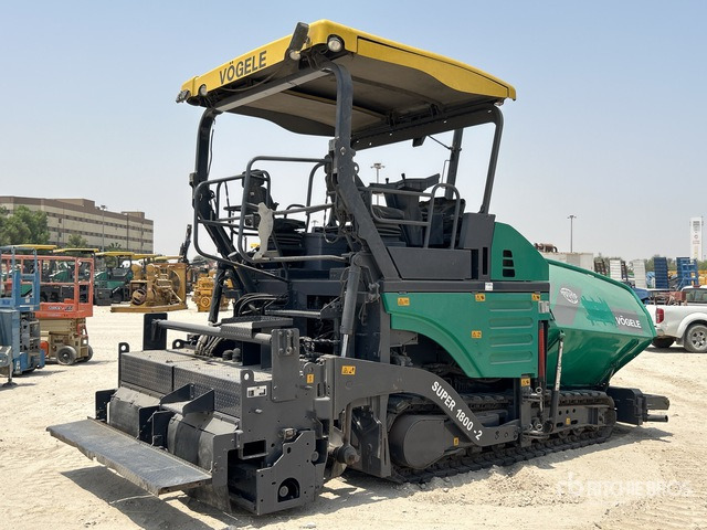 Vogele Super 1800-2 Asphalt Paver - 甩刀式割草机/ 表土疏松机:图3 Vogele Super 1800-2 Asphalt Paver - 甩刀式割草机/ 表土疏松机:图3