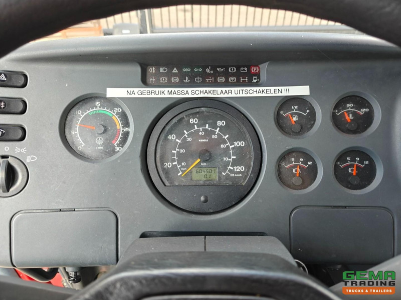 消防车 DAF AE 55 CE 55/230 TI 4x2 Euro3 - 6CIL - Godiva TS08 LD3.250 HD240 T1.500Liters - 9 Persoons:图17 消防车 DAF AE 55 CE 55/230 TI 4x2 Euro3 - 6CIL - Godiva TS08 LD3.250 HD240 T1.500Liters - 9 Persoons:图17