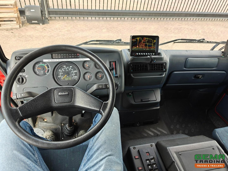 消防车 DAF AE 55 CE 55/230 TI 4x2 Euro3 - 6CIL - Godiva TS08 LD3.250 HD240 T1.500Liters - 9 Persoons:图16 消防车 DAF AE 55 CE 55/230 TI 4x2 Euro3 - 6CIL - Godiva TS08 LD3.250 HD240 T1.500Liters - 9 Persoons:图16