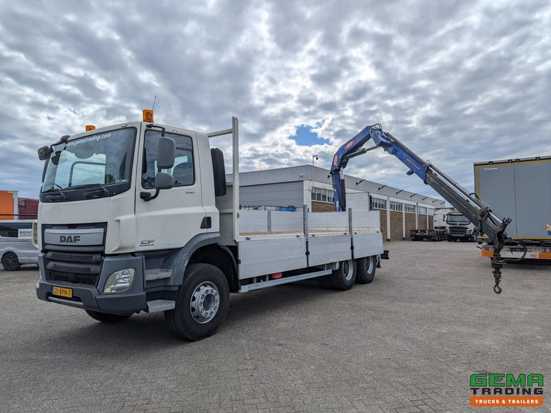 DAF CF 330 FAT 6x4 Dagcab Euro6A - Open laadbak 6.4m + PM 15522 - RadioGrafisch - Handgeschakeld - 栏板式/ 平板卡车, 起重车:图1 DAF CF 330 FAT 6x4 Dagcab Euro6A - Open laadbak 6.4m + PM 15522 - RadioGrafisch - Handgeschakeld - 栏板式/ 平板卡车, 起重车:图1