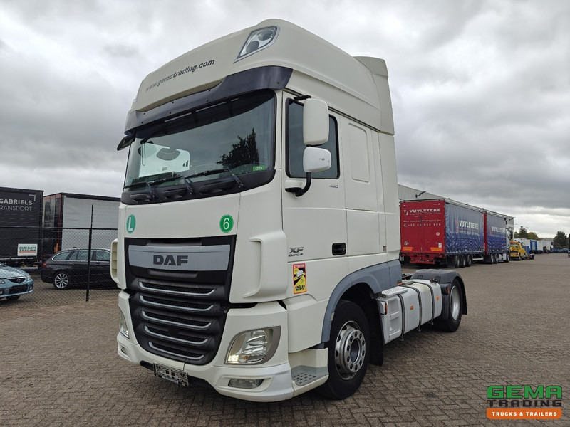 DAF FT XF460 4x2 SuperSpaceCab Euro6 - Handgeschakeld - Dubbele Tanks - 800.000km - 牵引车:图1 DAF FT XF460 4x2 SuperSpaceCab Euro6 - Handgeschakeld - Dubbele Tanks - 800.000km - 牵引车:图1