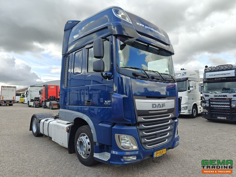DAF XF 440 FT 4x2 SuperSpaceCab Euro6A - MEGA - Retarder - HandGeschakeld - 344.000KM! - 牵引车:图2 DAF XF 440 FT 4x2 SuperSpaceCab Euro6A - MEGA - Retarder - HandGeschakeld - 344.000KM! - 牵引车:图2