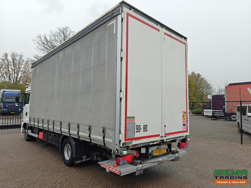 MAN TGL 12.250 4x2 Slaapcab Euro6B - StandAirco - Schuifzeilenbak 6.19m + Laadklep 1500KG - SMARTTacho V2 - 01/2026 APK - 侧帘卡车:图4 MAN TGL 12.250 4x2 Slaapcab Euro6B - StandAirco - Schuifzeilenbak 6.19m + Laadklep 1500KG - SMARTTacho V2 - 01/2026 APK - 侧帘卡车:图4