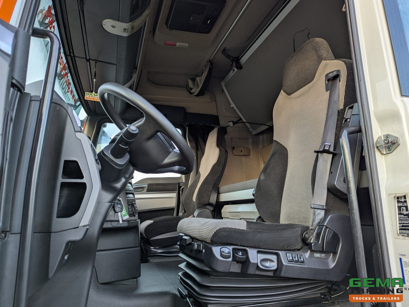 MAN TGX 26.500 6x2/4 LL Euro6 - Retarder + Recker FZ3 3-Assige Aanhanger - Uitschuifbaar - 栏板式/ 平板卡车:图5 MAN TGX 26.500 6x2/4 LL Euro6 - Retarder + Recker FZ3 3-Assige Aanhanger - Uitschuifbaar - 栏板式/ 平板卡车:图5