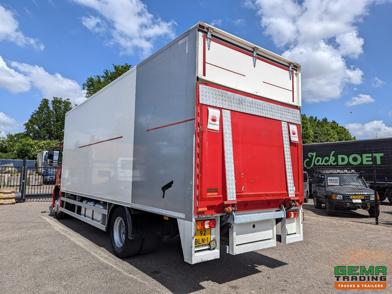 Mercedes-Benz Antos 2027 4x2 Dagcab Euro6C - GeslotenBak 7.6m - Laadklep 2000KG - 11/2025 APK - 厢式卡车:图3 Mercedes-Benz Antos 2027 4x2 Dagcab Euro6C - GeslotenBak 7.6m - Laadklep 2000KG - 11/2025 APK - 厢式卡车:图3