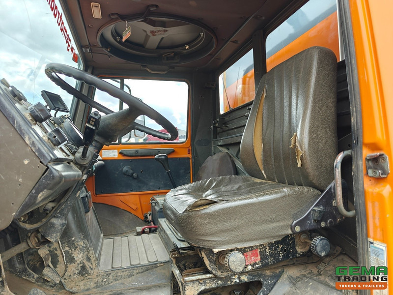 Mercedes-Benz Unimog 1300L 4x4 Handgeschakeld - GeslotenBak - PTO - Hydr. steunpoten - Webasto - SondeerWagen - 卡车:图5 Mercedes-Benz Unimog 1300L 4x4 Handgeschakeld - GeslotenBak - PTO - Hydr. steunpoten - Webasto - SondeerWagen - 卡车:图5