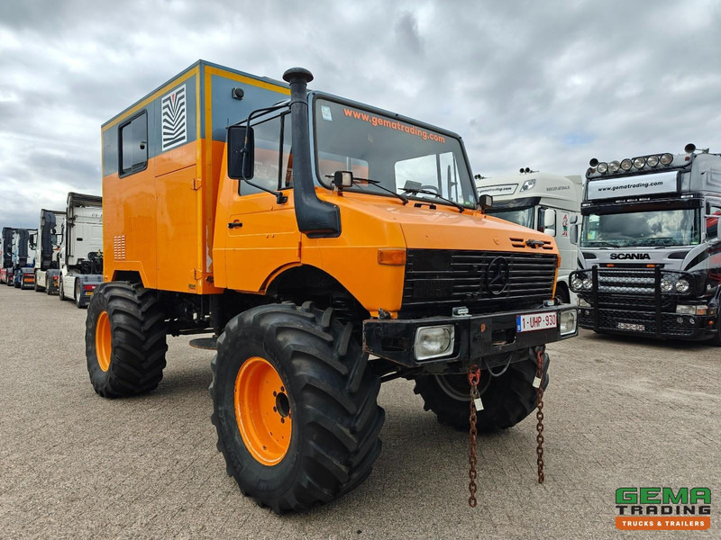 Mercedes-Benz Unimog 1300L 4x4 Handgeschakeld - GeslotenBak - PTO - Hydr. steunpoten - Webasto - SondeerWagen - 卡车:图4 Mercedes-Benz Unimog 1300L 4x4 Handgeschakeld - GeslotenBak - PTO - Hydr. steunpoten - Webasto - SondeerWagen - 卡车:图4