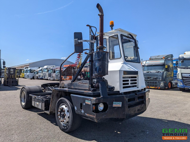 Terberg YT17 MOTOR DEFECT - MMBS Kenteken - 码头牵引车:图2 Terberg YT17 MOTOR DEFECT - MMBS Kenteken - 码头牵引车:图2