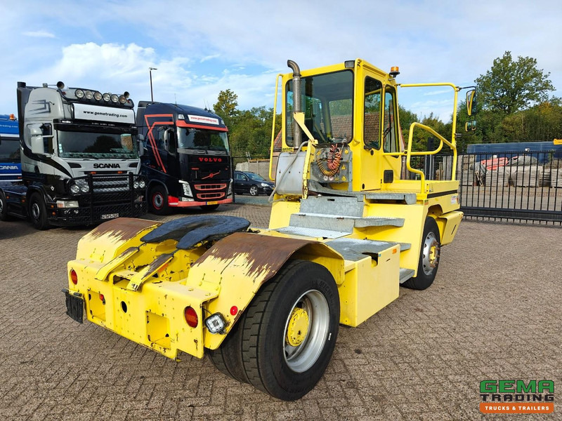 Terberg YT182 Allison - Schotel 30T - Belgisch Landbouw Kenteken - 10531 uur! - Cummins - 码头牵引车:图3 Terberg YT182 Allison - Schotel 30T - Belgisch Landbouw Kenteken - 10531 uur! - Cummins - 码头牵引车:图3