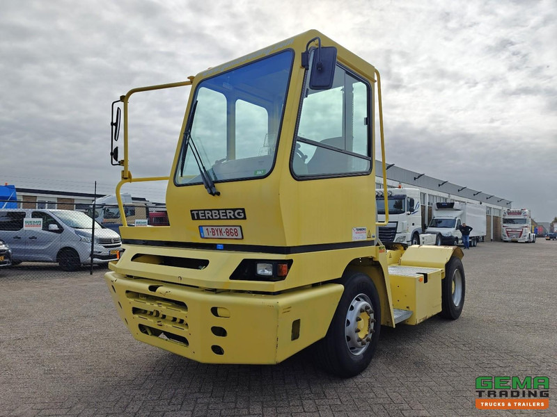 Terberg YT182 Allison - Schotel 30T - Belgisch Landbouw Kenteken - 10531 uur! - Cummins - 码头牵引车:图1 Terberg YT182 Allison - Schotel 30T - Belgisch Landbouw Kenteken - 10531 uur! - Cummins - 码头牵引车:图1