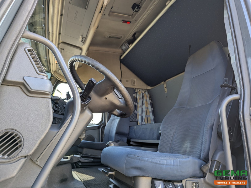 Volvo FH400 6x2 Globetrotter XL Euro5 - XLOW/Mega - Dubbele Tanks - Hefschotel - 牵引车:图5 Volvo FH400 6x2 Globetrotter XL Euro5 - XLOW/Mega - Dubbele Tanks - Hefschotel - 牵引车:图5