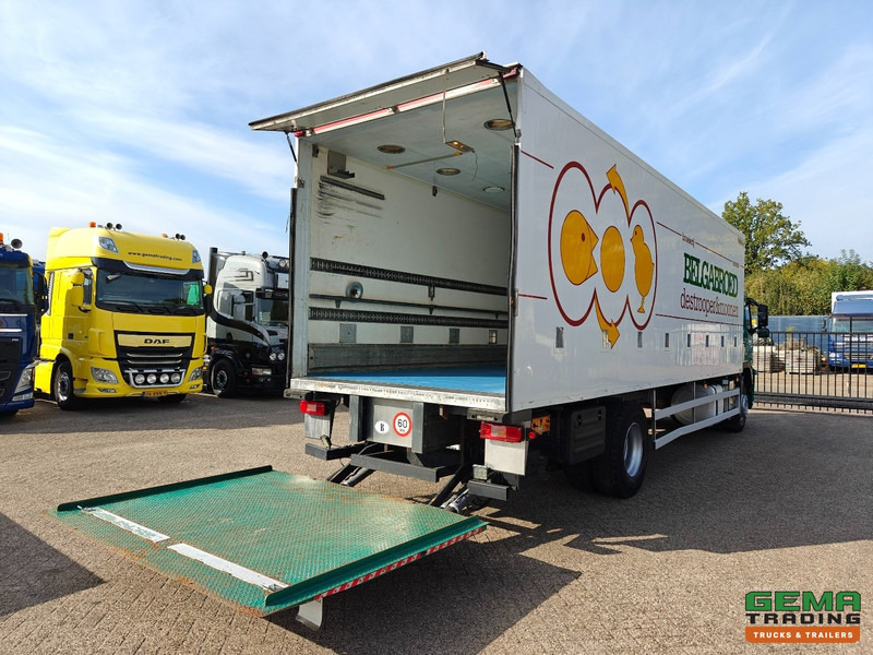 Volvo FM330 4x2 Dagcab Euro5 - KuikenBak 8.4m + Webasto Heater + Dhollandia 2000KG - 牲畜运输车:图2 Volvo FM330 4x2 Dagcab Euro5 - KuikenBak 8.4m + Webasto Heater + Dhollandia 2000KG - 牲畜运输车:图2