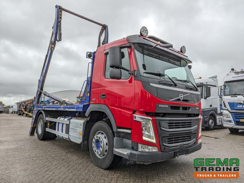 Volvo FM330 4x2 Daycab Euro6 JOAB PortaalSysteem 14T - Extendable - 251.000km (V839) - 箕斗装载车:图2 Volvo FM330 4x2 Daycab Euro6 JOAB PortaalSysteem 14T - Extendable - 251.000km (V839) - 箕斗装载车:图2