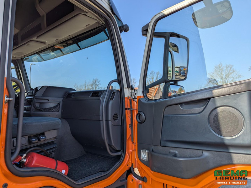 牵引车 Volvo FM410 6x2/4 Globetrotter Euro5 - ADR - PTO - Hydrauliek - Alcoa's - Camera:图10 牵引车 Volvo FM410 6x2/4 Globetrotter Euro5 - ADR - PTO - Hydrauliek - Alcoa's - Camera:图10