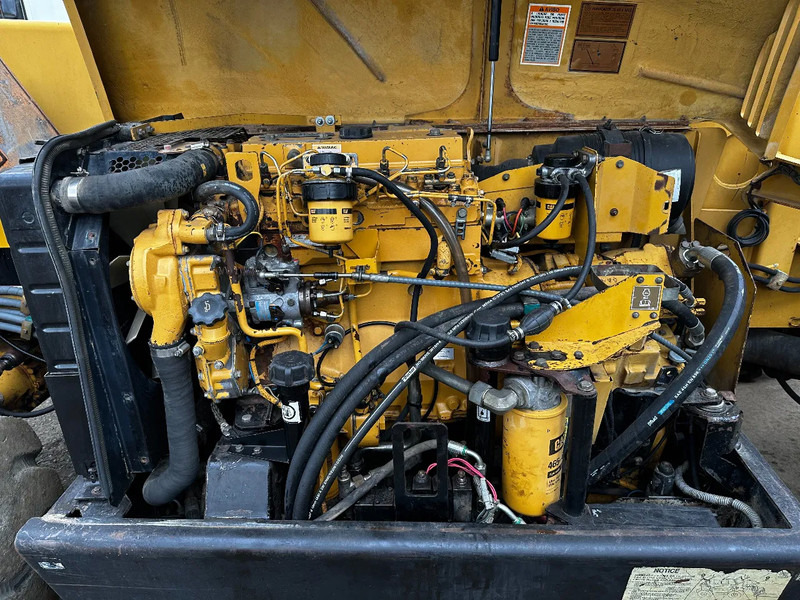 伸缩臂叉装车 Caterpillar TH63 4X4X4 Telehandler：图16