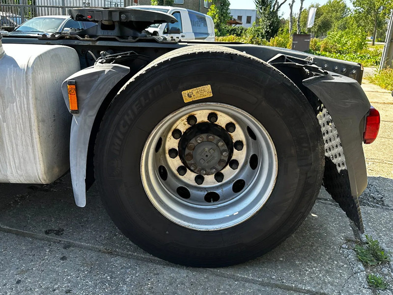 DAF XF 460 4X2 Tractor-unit Spring/Air ACC Retarder EURO6 - 牵引车:图5 DAF XF 460 4X2 Tractor-unit Spring/Air ACC Retarder EURO6 - 牵引车:图5