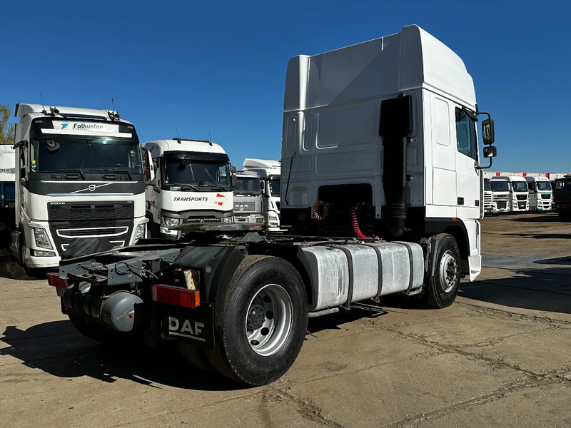 DAF XF 95.480 4X2 Tractor-unit Spring/Air ZF Manual Euro3 Airco - 牵引车:图4 DAF XF 95.480 4X2 Tractor-unit Spring/Air ZF Manual Euro3 Airco - 牵引车:图4
