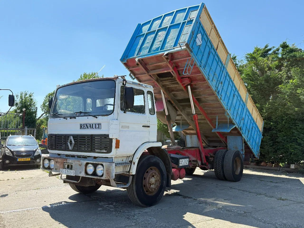 Renault G230 4X2 Tipper Spring/Spring Manual Gearbox - 翻斗车:图2 Renault G230 4X2 Tipper Spring/Spring Manual Gearbox - 翻斗车:图2