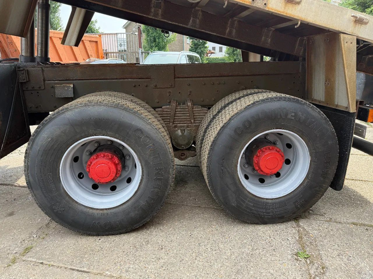 Renault Kerax 400 6X6 Tipper Spring/spring ZF Man Gear E - 翻斗车:图5 Renault Kerax 400 6X6 Tipper Spring/spring ZF Man Gear E - 翻斗车:图5