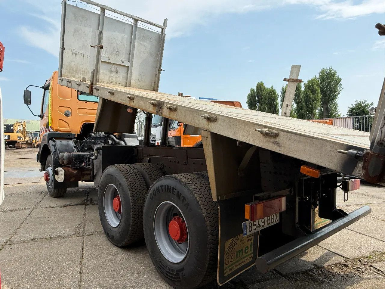 Renault Kerax 400 6X6 Tipper Spring/spring ZF Man Gear E - 翻斗车:图3 Renault Kerax 400 6X6 Tipper Spring/spring ZF Man Gear E - 翻斗车:图3
