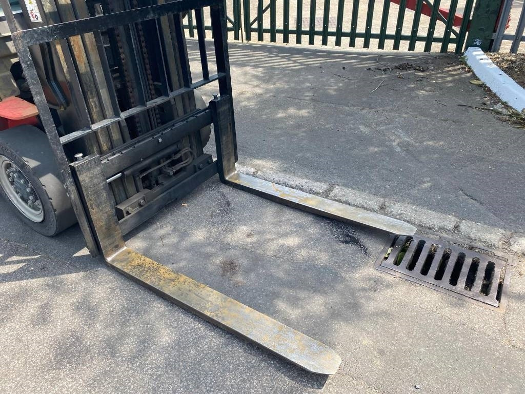 Manitou Mi25D - 柴油叉车:图4 Manitou Mi25D - 柴油叉车:图4