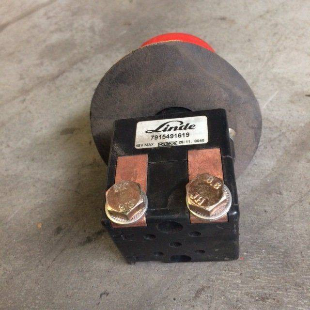 Emergency stop switch for Linde Series 1110/1111/1190/132 - 转向柱开关 适用于 材料装卸设备:图2 Emergency stop switch for Linde Series 1110/1111/1190/132 - 转向柱开关 适用于 材料装卸设备:图2