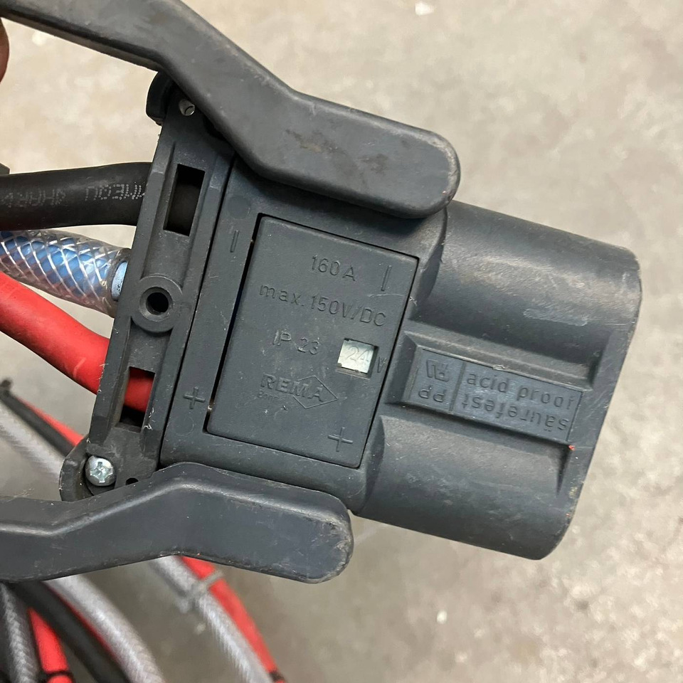 Hawker 24V/72A Lifetech TC1LT - 备件 适用于 材料装卸设备:图3 Hawker 24V/72A Lifetech TC1LT - 备件 适用于 材料装卸设备:图3