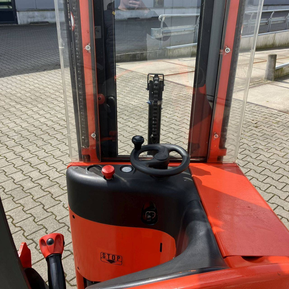 Linde E10 (334) - 电动叉车:图4 Linde E10 (334) - 电动叉车:图4