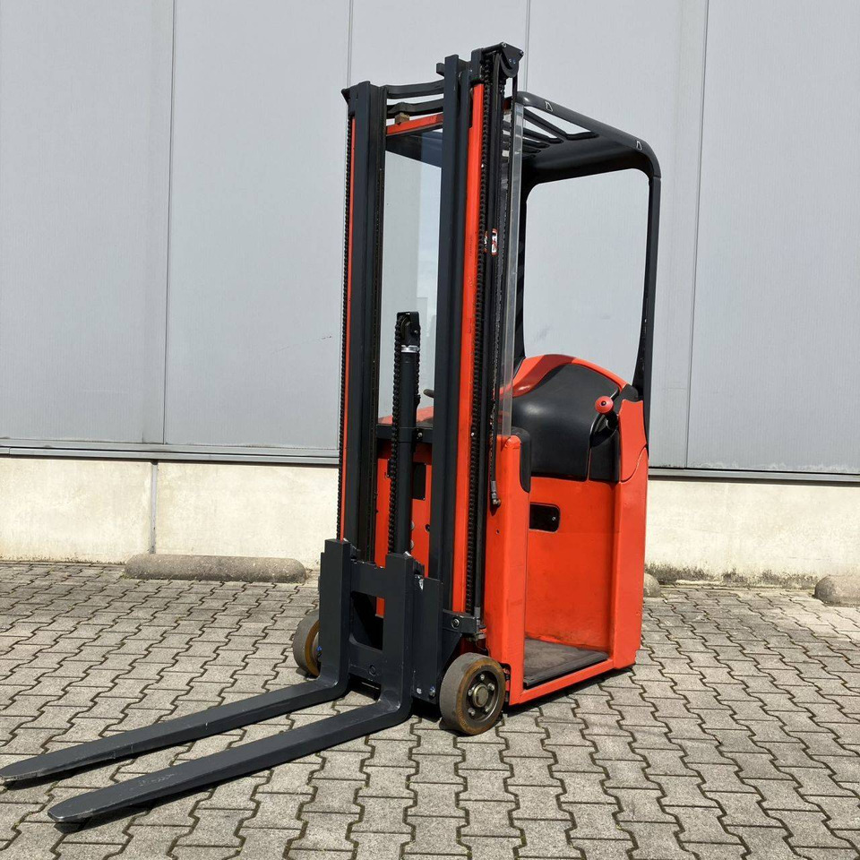 Linde E10 (334) - 电动叉车:图1 Linde E10 (334) - 电动叉车:图1