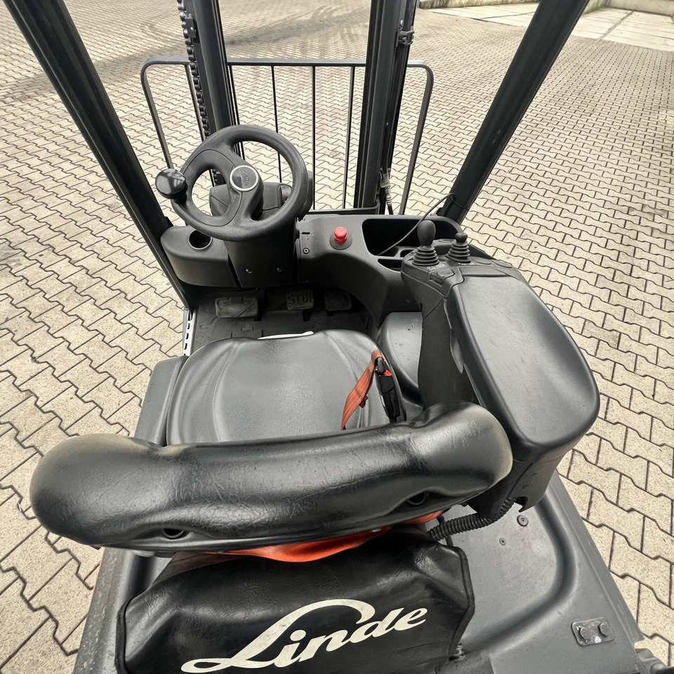 Linde E15 (386-02) EVO - 电动叉车:图4 Linde E15 (386-02) EVO - 电动叉车:图4