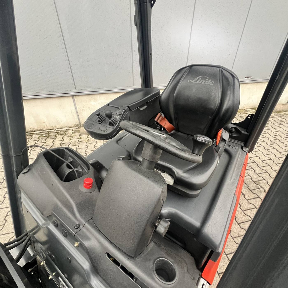 Linde E15 (386-02) EVO - 电动叉车:图3 Linde E15 (386-02) EVO - 电动叉车:图3