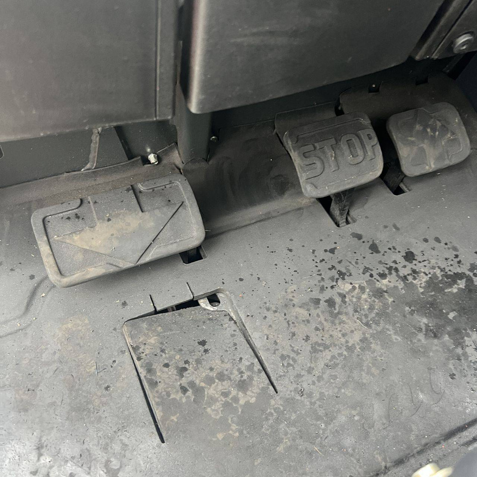 Linde E15 (386-02) EVO - 电动叉车:图5 Linde E15 (386-02) EVO - 电动叉车:图5