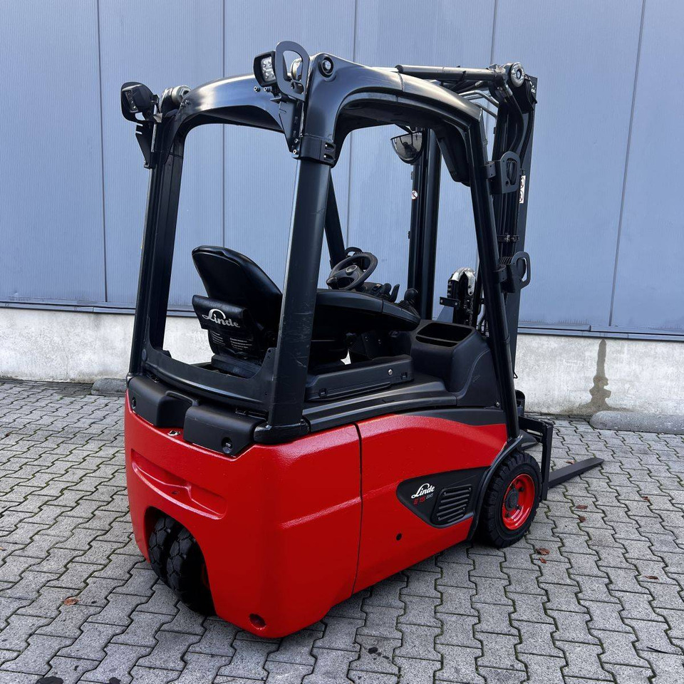 Linde E15 (386-02) EVO - 电动叉车:图2 Linde E15 (386-02) EVO - 电动叉车:图2