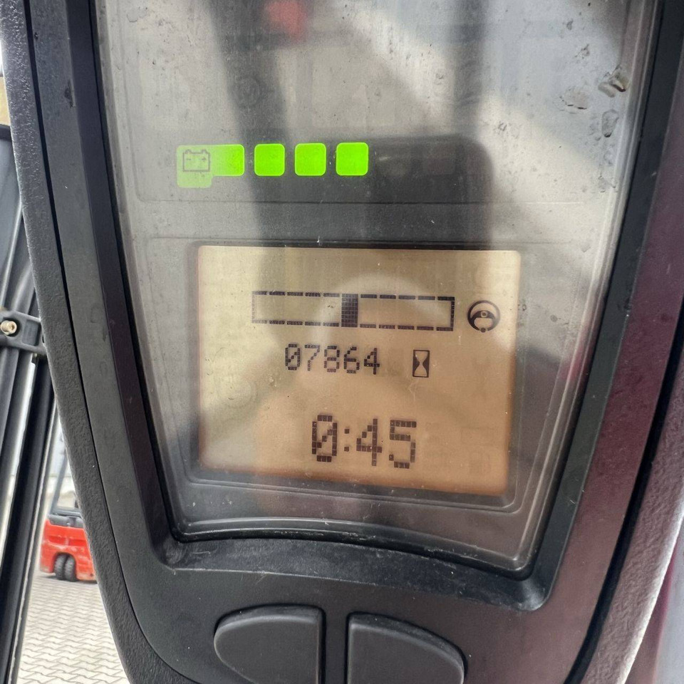 Linde E15 (386-02) EVO - 电动叉车:图4 Linde E15 (386-02) EVO - 电动叉车:图4