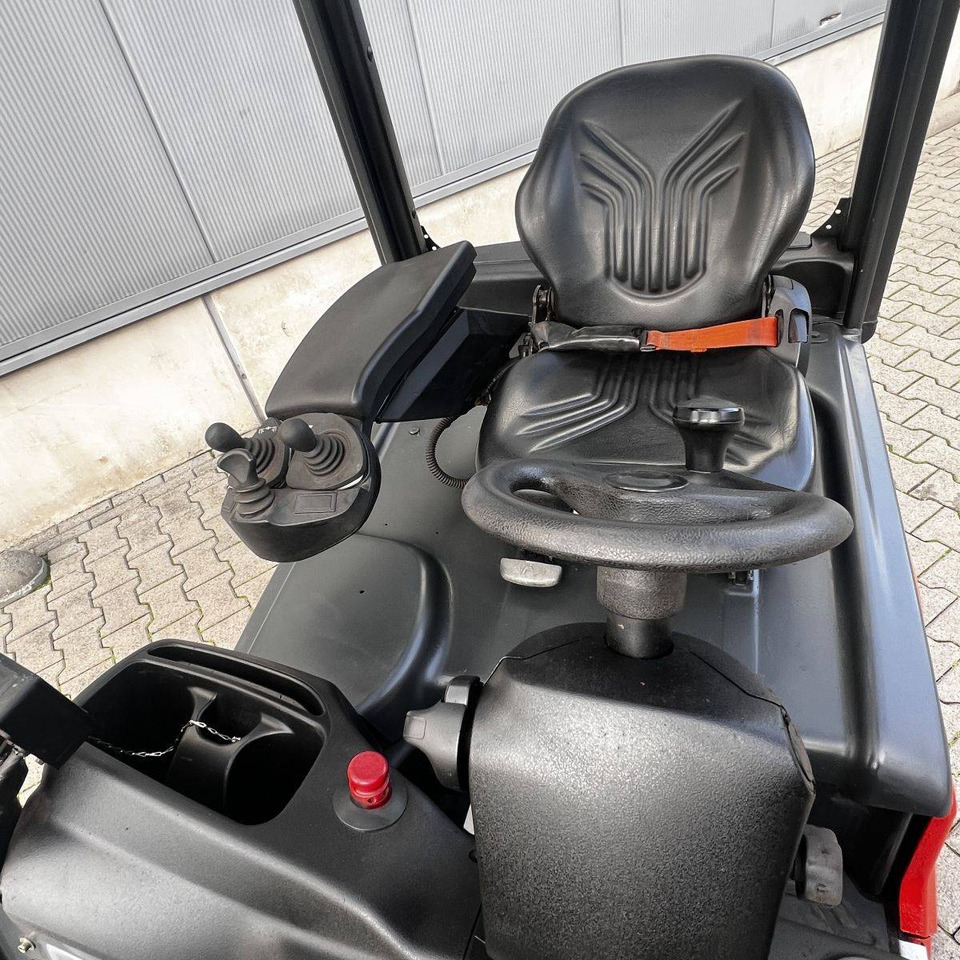 Linde E20L (386) - 电动叉车:图4 Linde E20L (386) - 电动叉车:图4