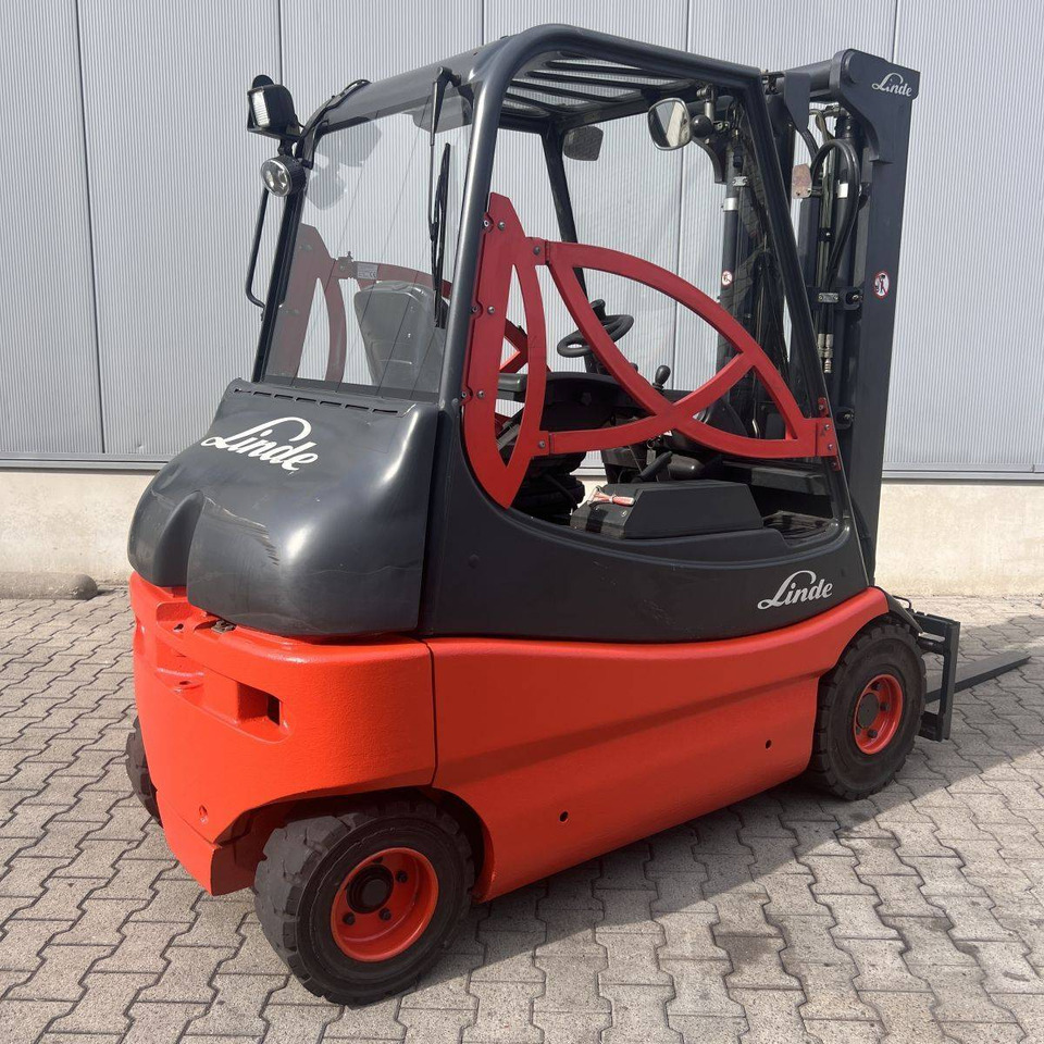 Linde E25S (336-03) - 电动叉车:图2 Linde E25S (336-03) - 电动叉车:图2