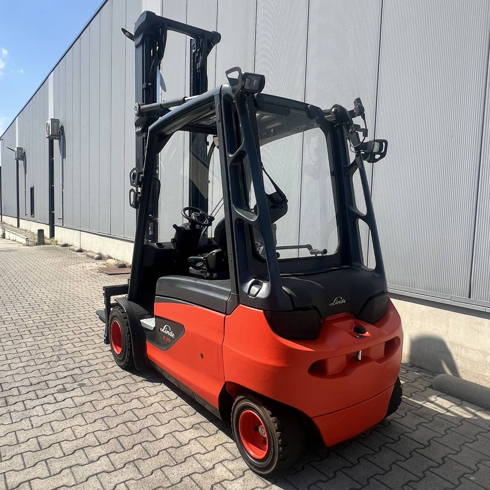 Linde E35L (387) - 电动叉车:图4 Linde E35L (387) - 电动叉车:图4