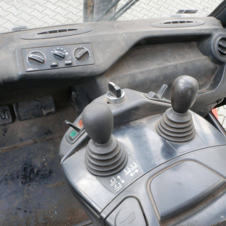 Linde H80D/900 (396-02) - 柴油叉车:图5 Linde H80D/900 (396-02) - 柴油叉车:图5