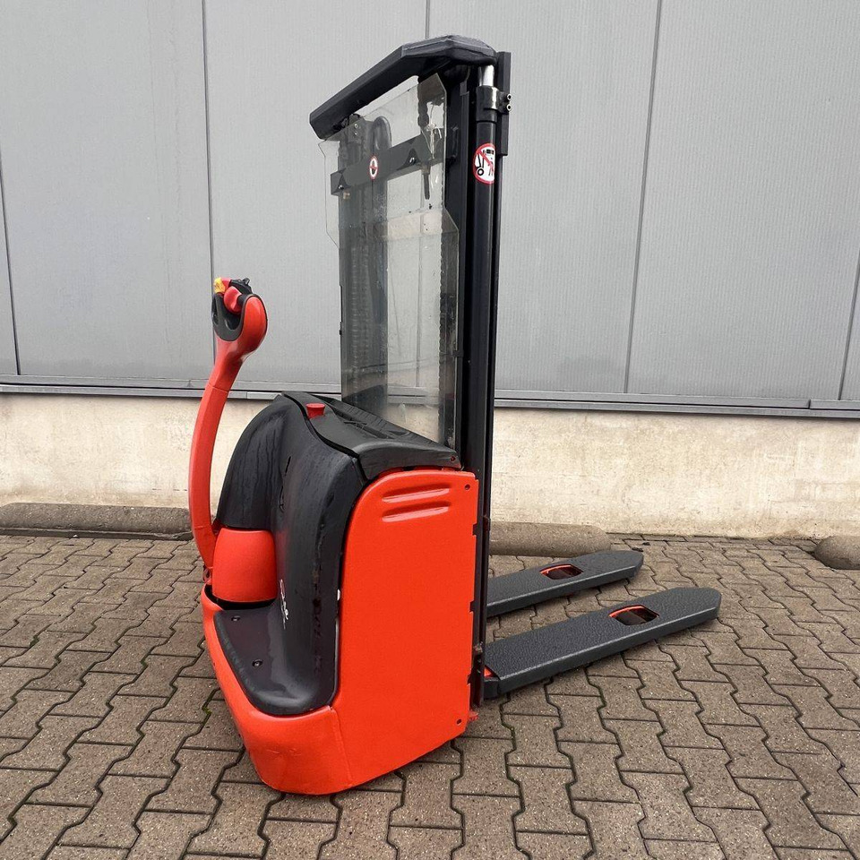 Linde L12 (379) - 堆垛机:图1 Linde L12 (379) - 堆垛机:图1