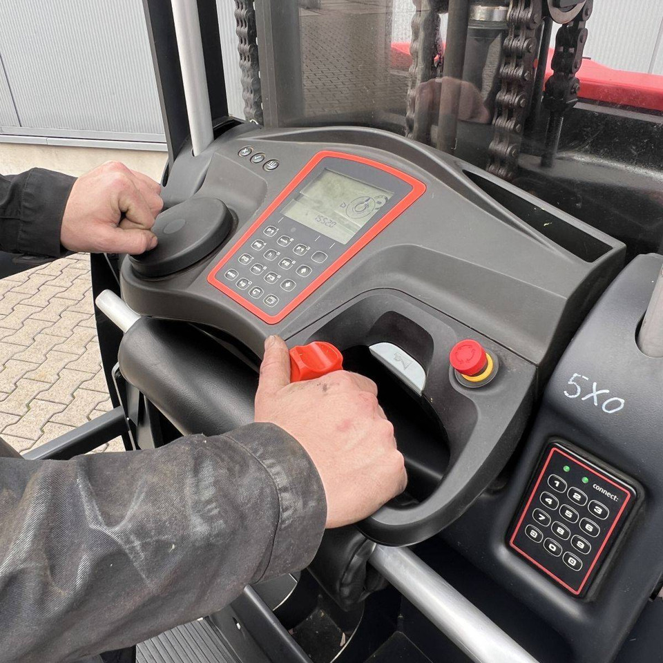 Linde V48 (5213) - 拣选车:图5 Linde V48 (5213) - 拣选车:图5
