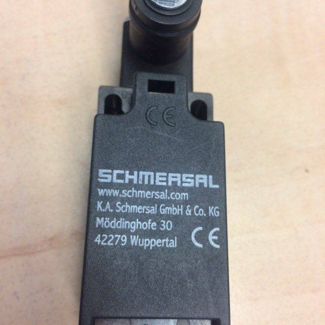 Position switch for Linde series 113/114/115/117 - 转向柱开关 适用于 材料装卸设备:图3 Position switch for Linde series 113/114/115/117 - 转向柱开关 适用于 材料装卸设备:图3